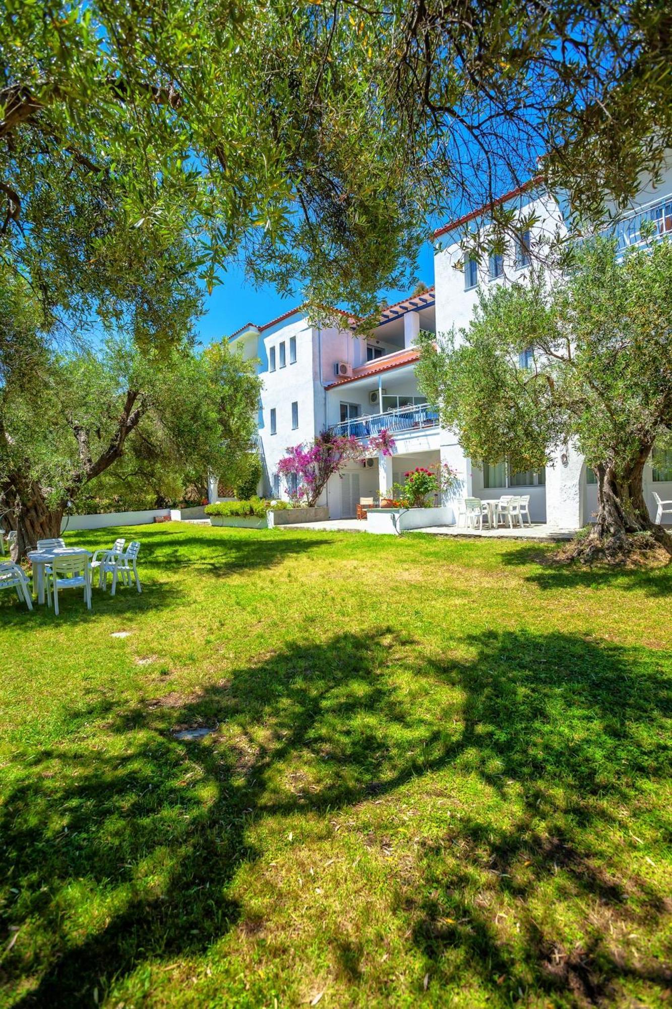 Xenios Faros Apartments Possidi Luaran gambar