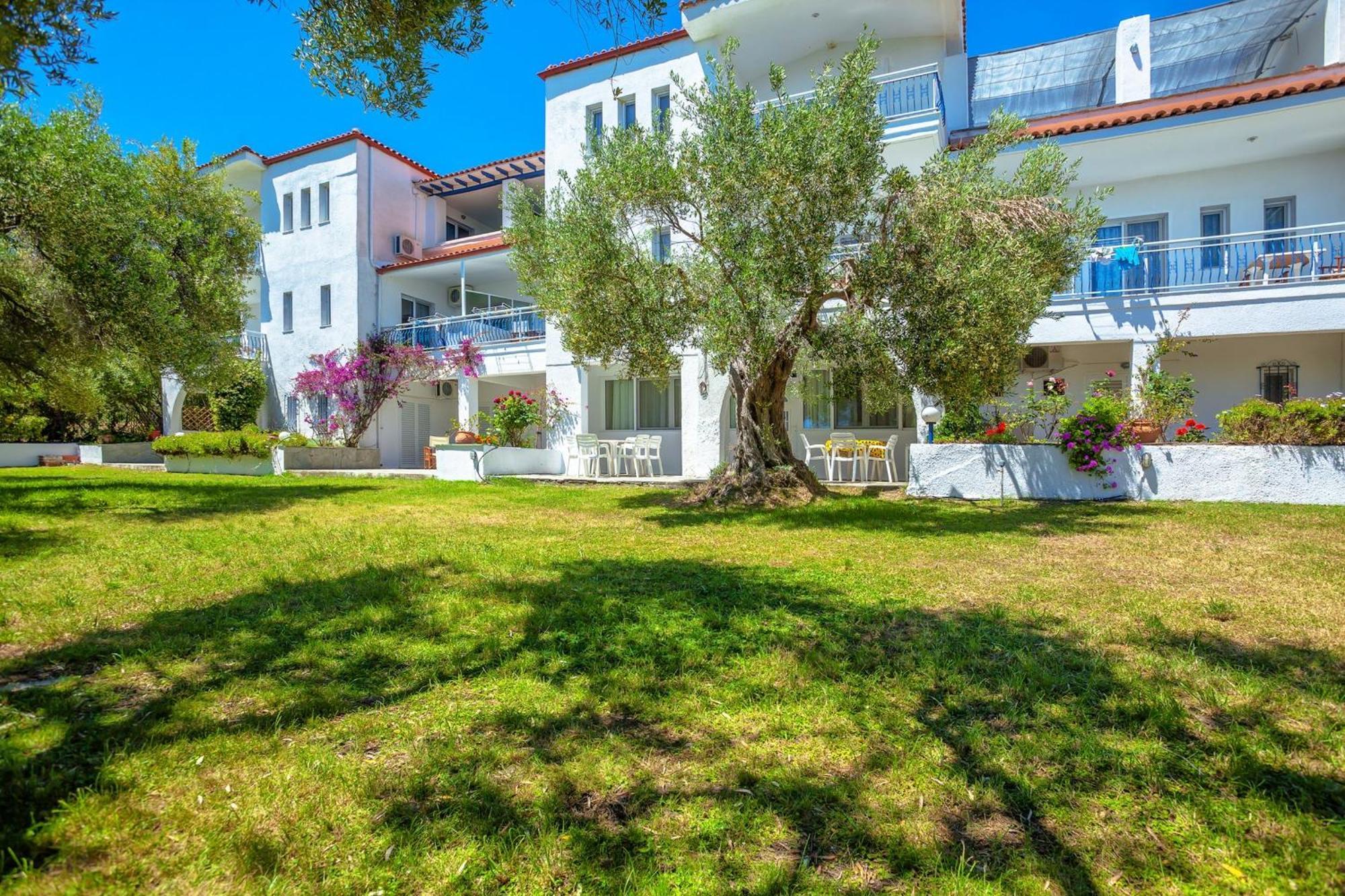 Xenios Faros Apartments Possidi Luaran gambar